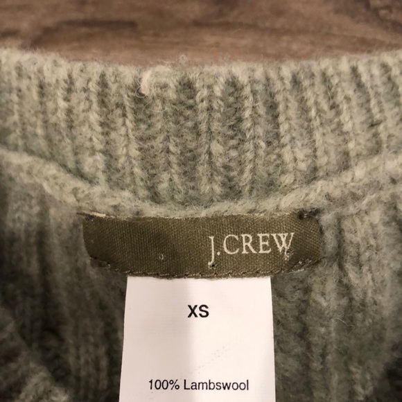 J.Crew women’s grayish sweater size XS - Picture 3 of 4